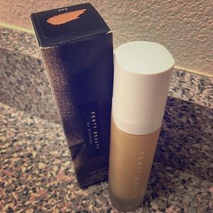 Fenty Beauty Foundation - 290